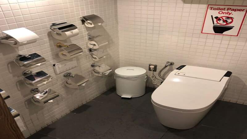 Foto lucu banget bikin ngakak - Tisu toilet yang melimpah