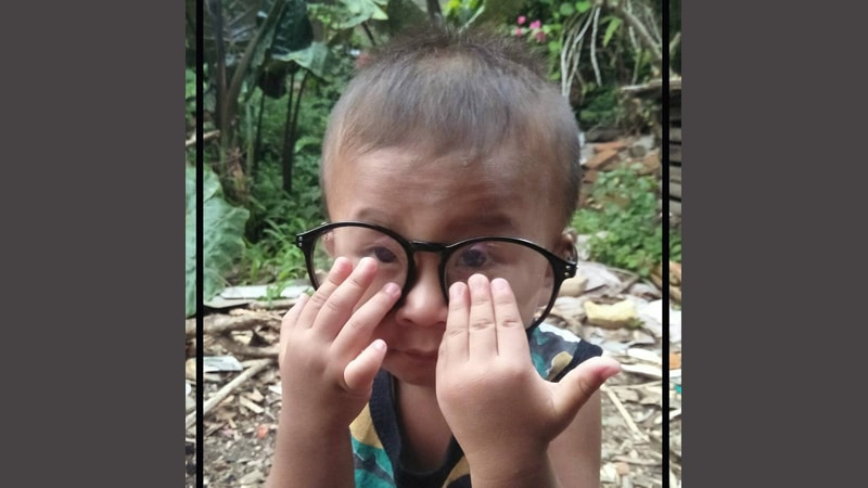 Kumpulan Foto Anak Lucu - Kacamata
